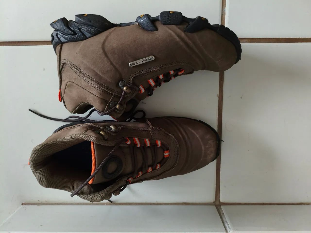 Bota Coturno trilha feminina - Calçados Esportivos - Samambaia