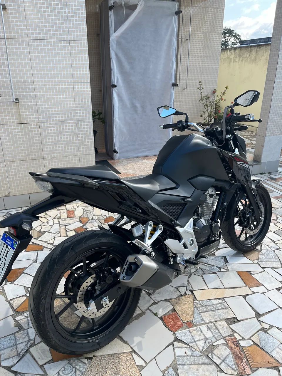 CB300f - Foto 5