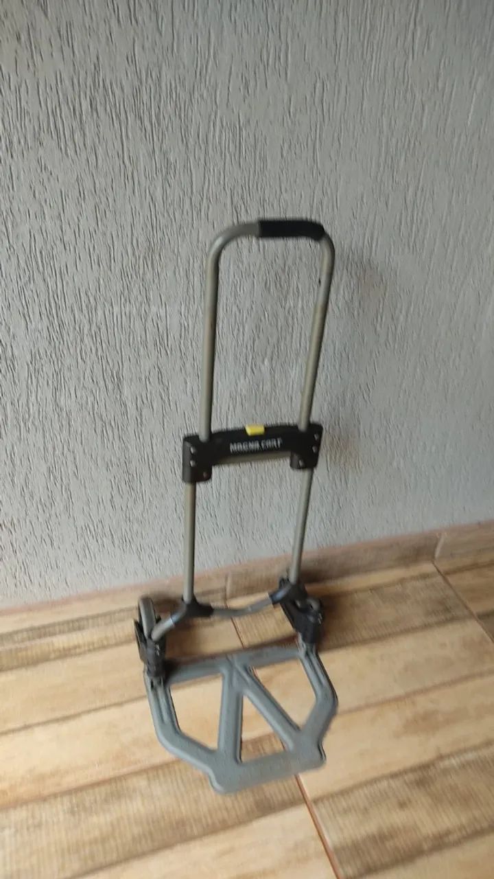 CARRINHO DE MÃO DOBRÁVEL ( EM FERRO )  - Foto 3