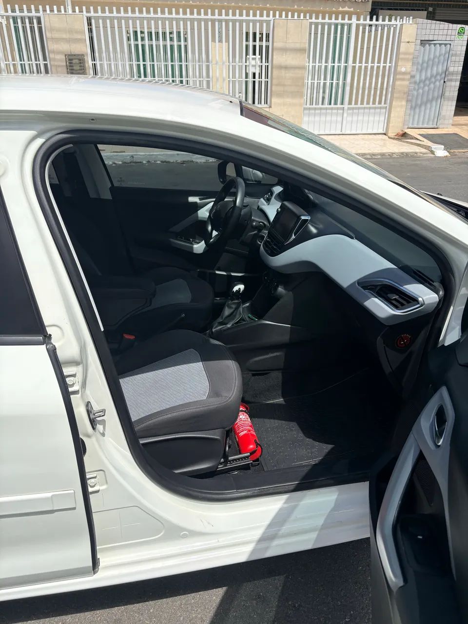Peugeot 208 Active/active Pack 1.5 Flex 8V 5P 2015 - Foto 5