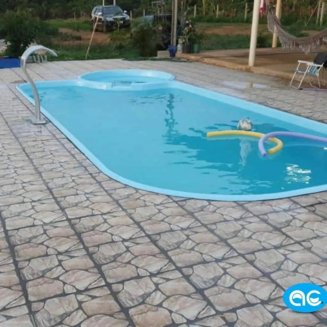 Piscina com 8,5 mts com SPA 