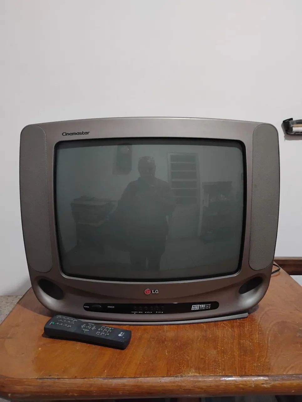 Tv tubo funcionando perfeitamente 