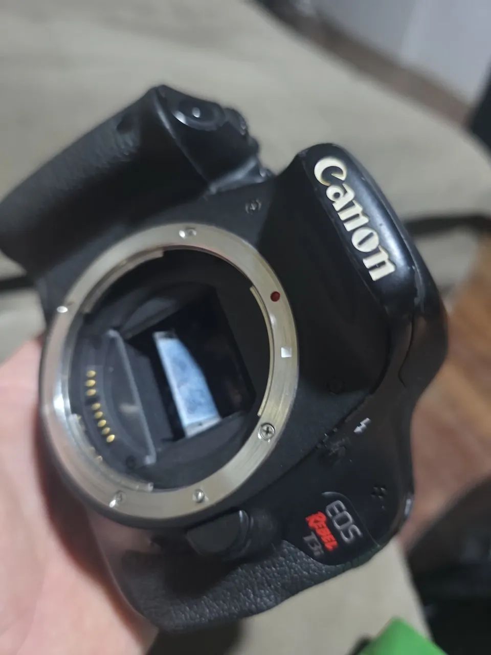 ? Canon EOS Rebel T3 (Corpo) - NÃO FUNCIONA - Para Peças, Conserto ou Coleção