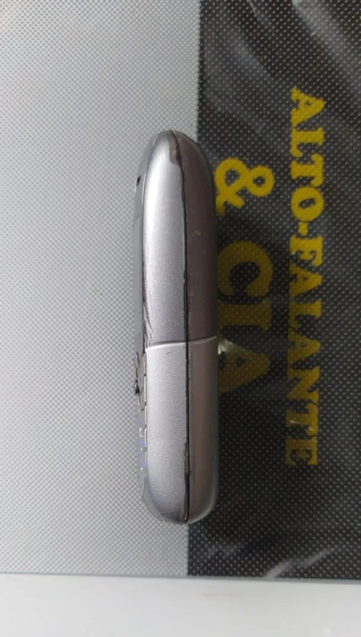 MOTOROLA C650 RARIDADE ( OPERADORA CLARO) - Foto 3