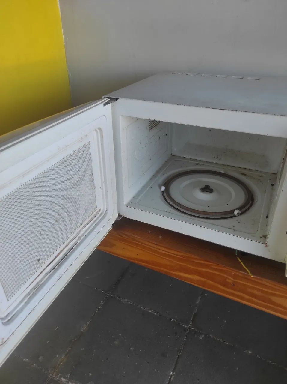 Microondas seminovos com garantia de 90 dias  - Foto 5