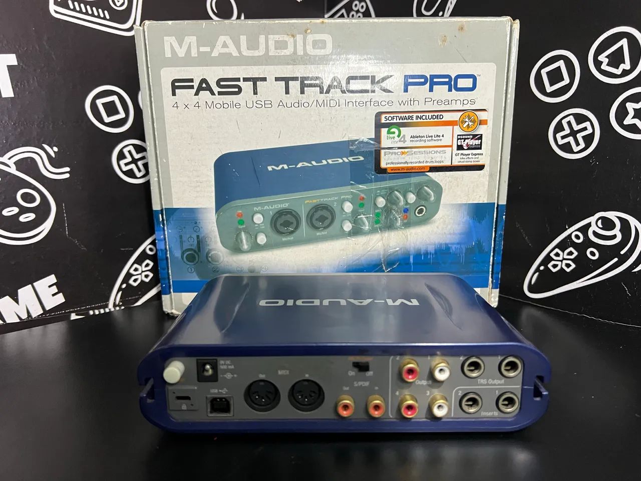 Interface de áudio M-audio fast trak pro - Foto 2