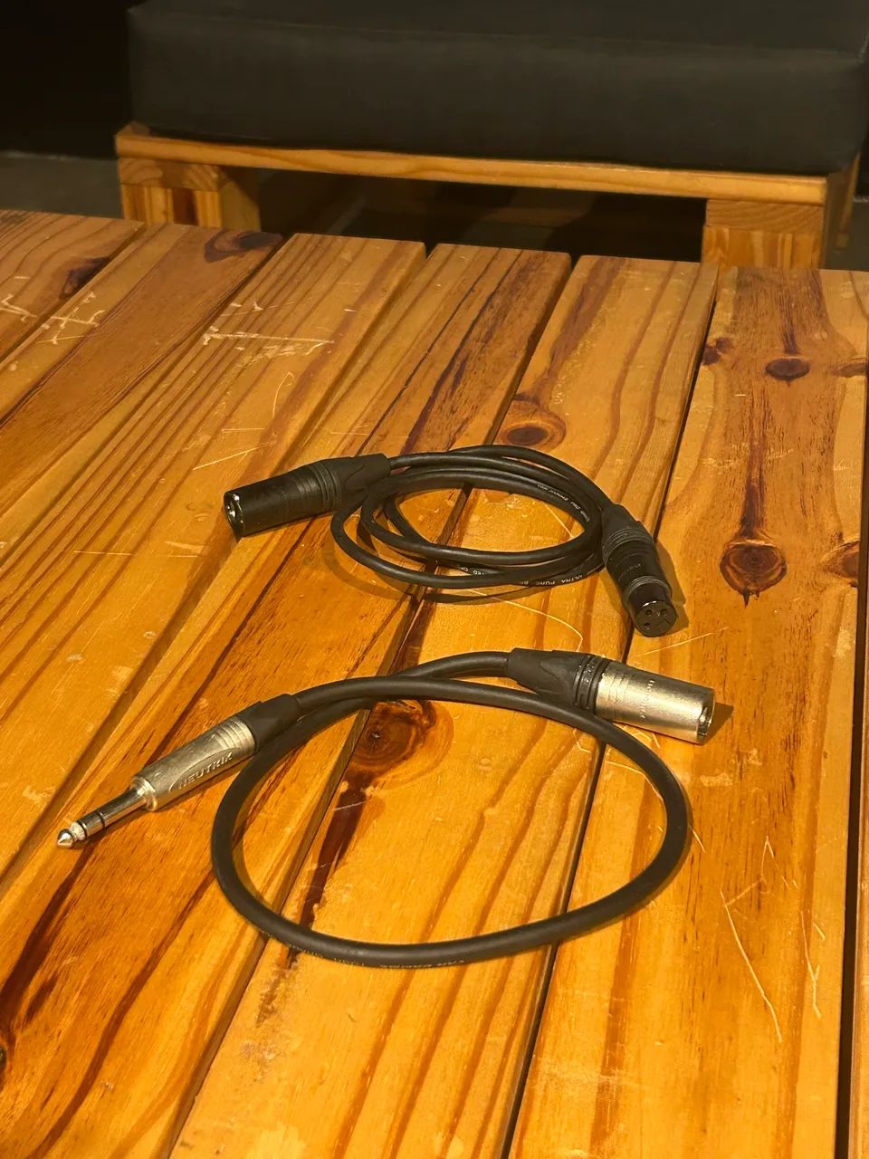 Monitores de referência ADAM AUDIO T8V - Foto 4