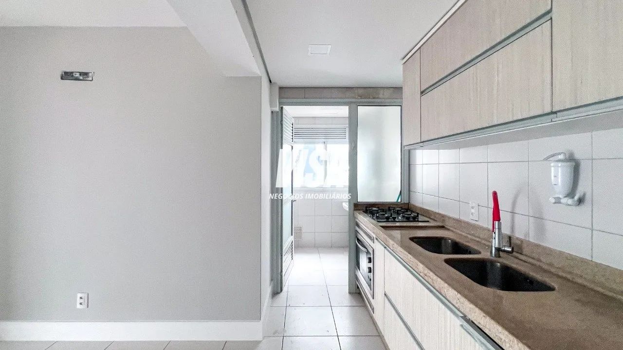 Apartamento com 3 dormitórios e 2 vagas na Praia Comprida - Foto 5