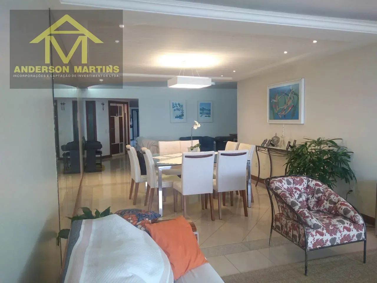 Apartamento Montado em Praia da Costa: 4 Quartos com Suíte com 300 m² - Foto 4