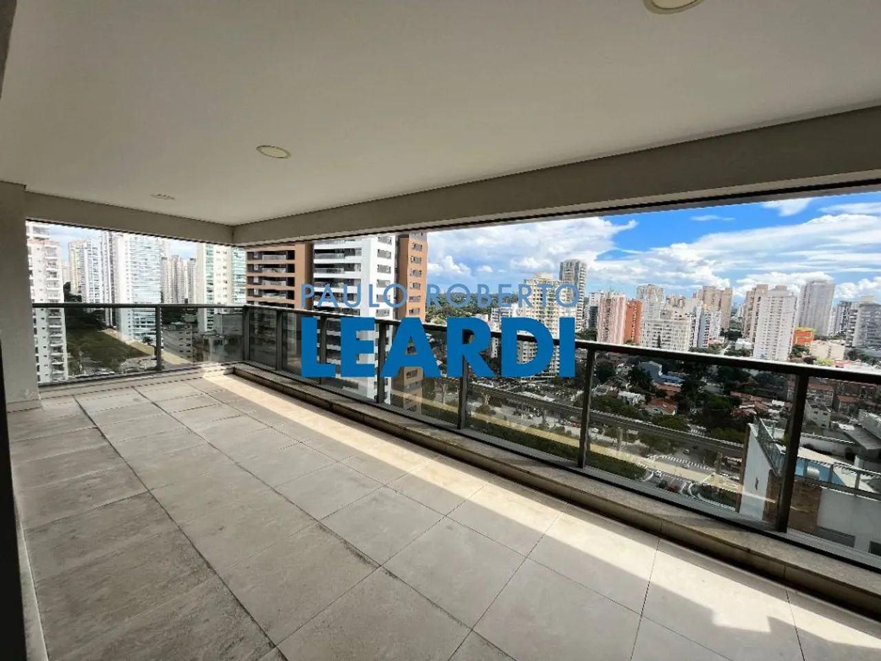 APARTAMENTO - CAMPO BELO - SP