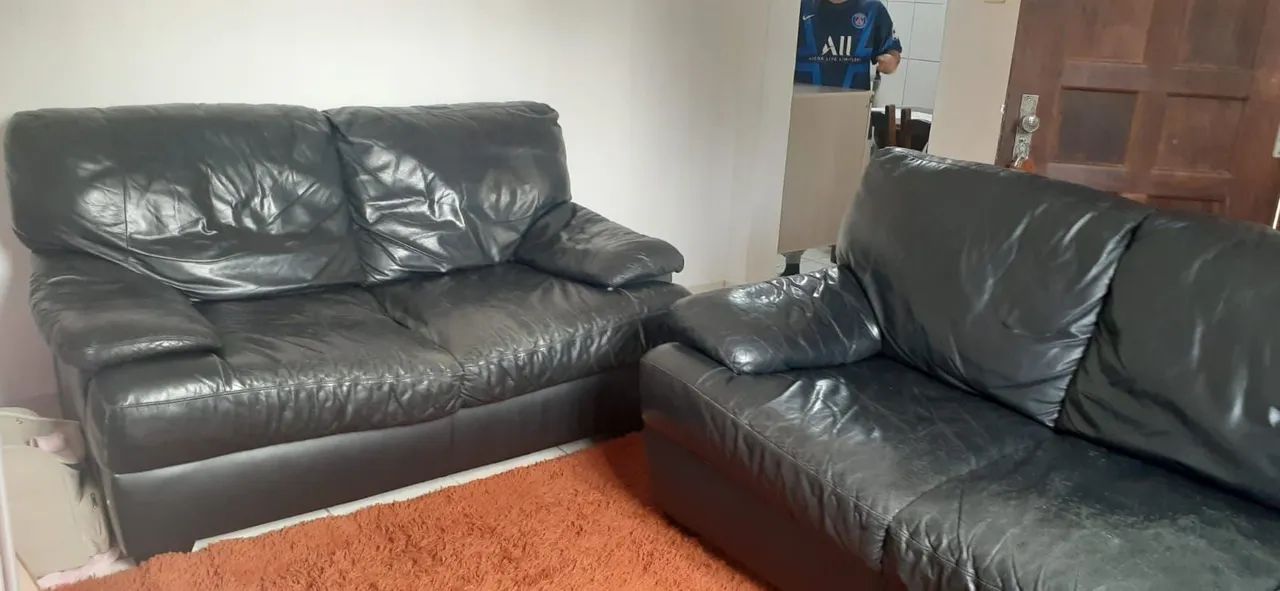 Sofa de couro Sylvia design com avarias - Foto 3