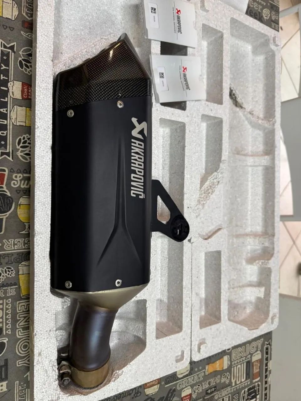 Escapamento AKRAPOVIC