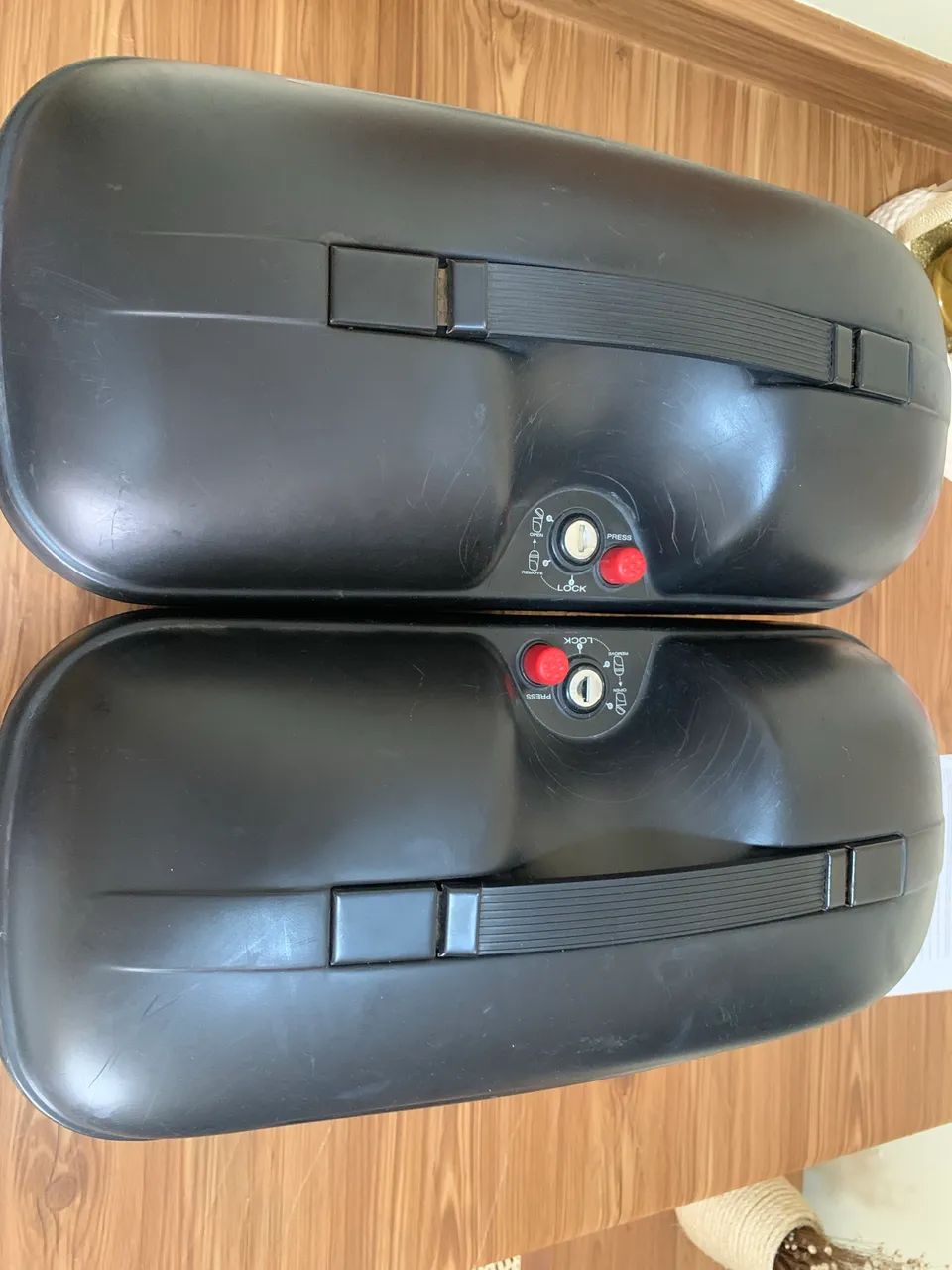 Baú Traseiro GIVI E47  + Baús Laterais GIVI E21 - Foto 5