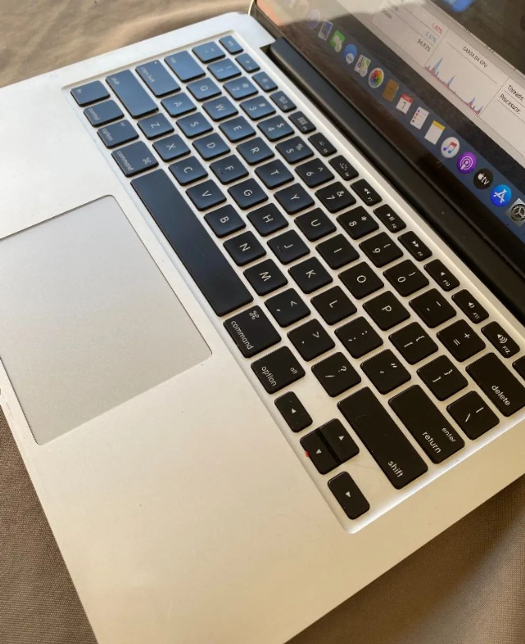 Macbook Pro 13" - i7 - 8GB RAM - 128GB SSD - Foto 2
