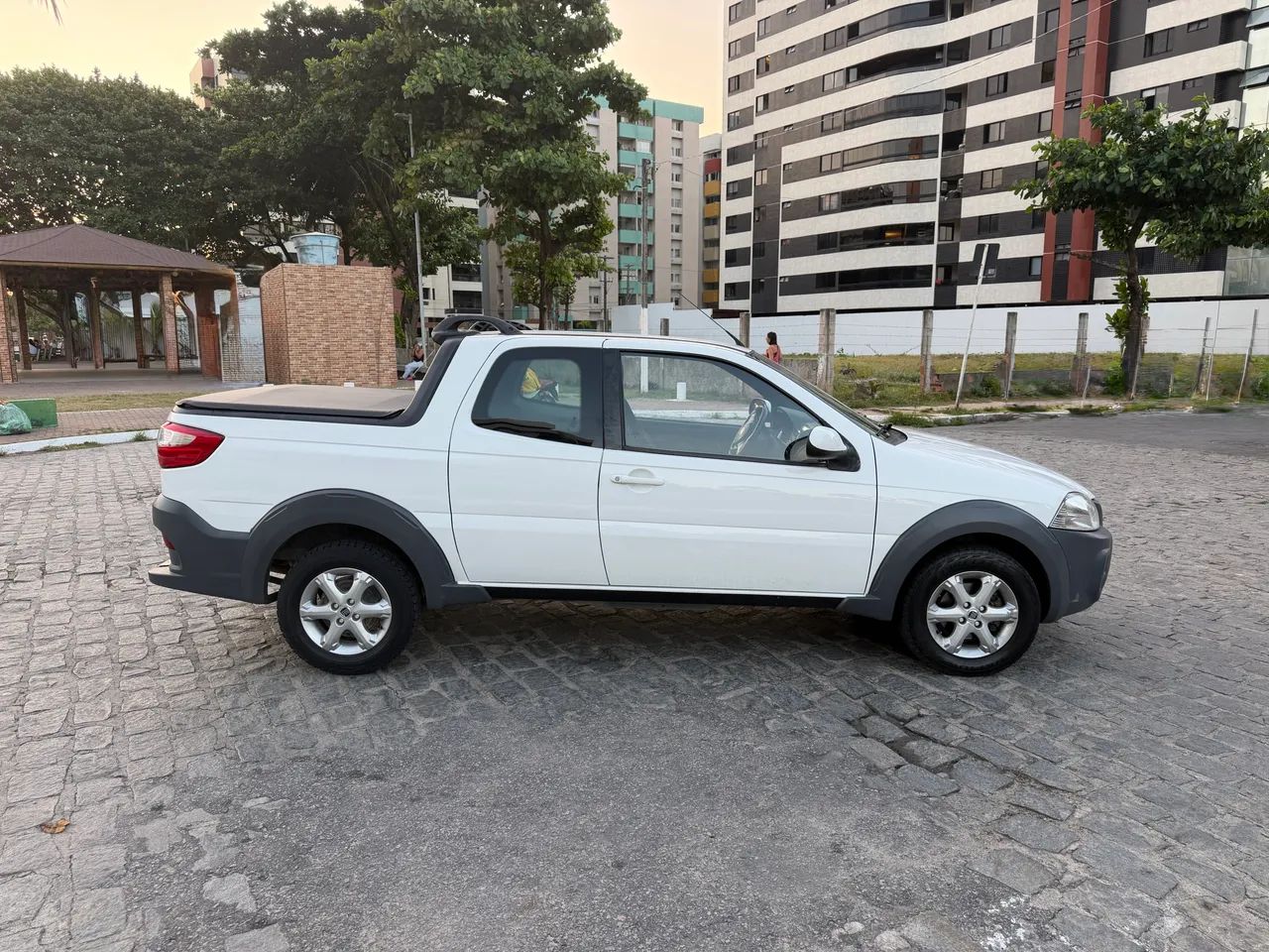 Fiat Strada Freedom 1.4 Flex 8V CD 2020 - Foto 5