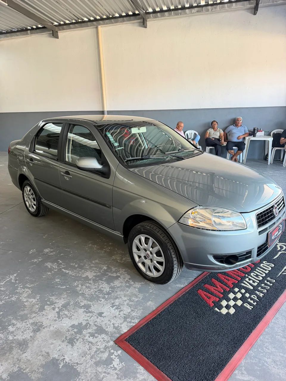 Fiat Siena EL 1.0 MPI Fire Flex 8V 4P 2011 - Foto 4
