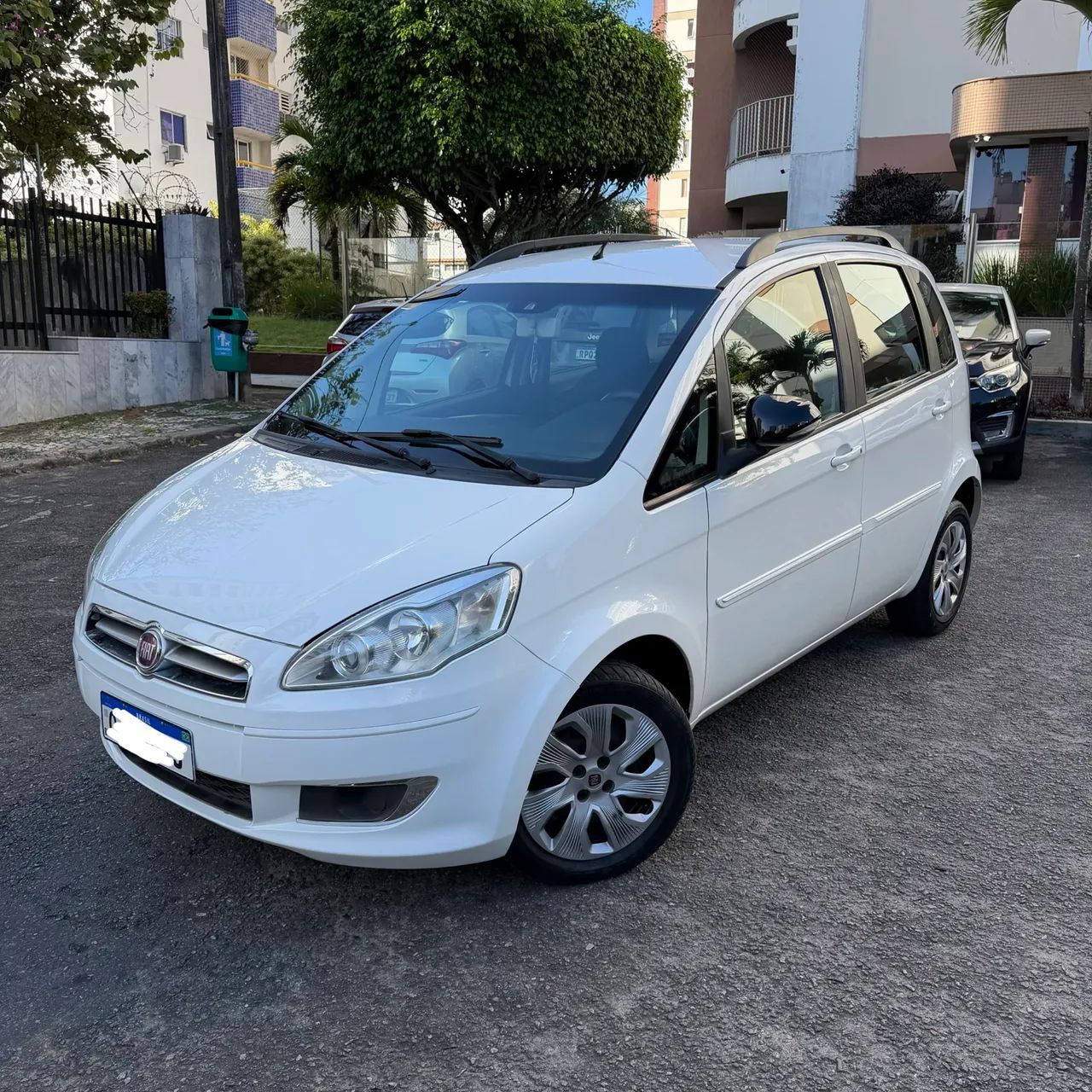 Fiat Idea ATTRACTIVE 1.4 8V FLEX 2015