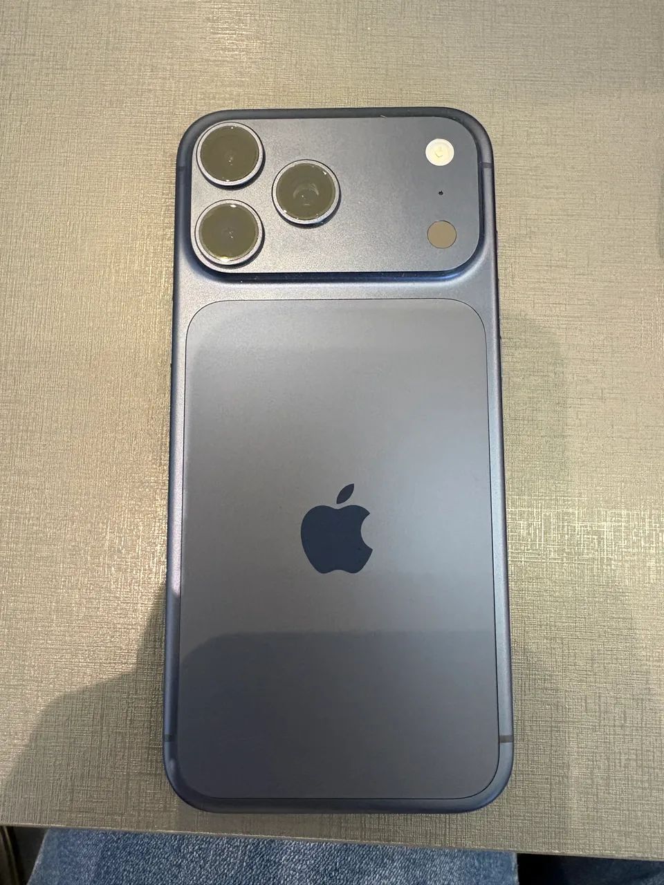 iPhone 17 pro max azul 256 FB
