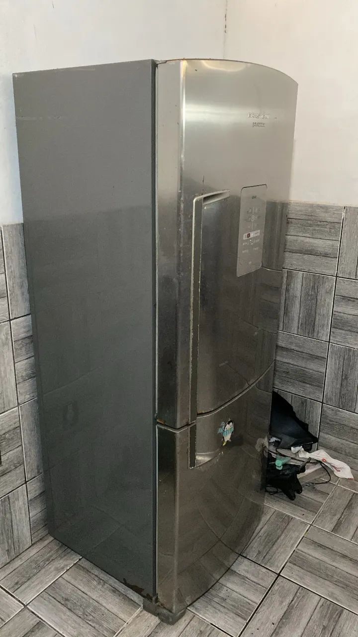 Vende-se geladeira BRASTEMP - Foto 2