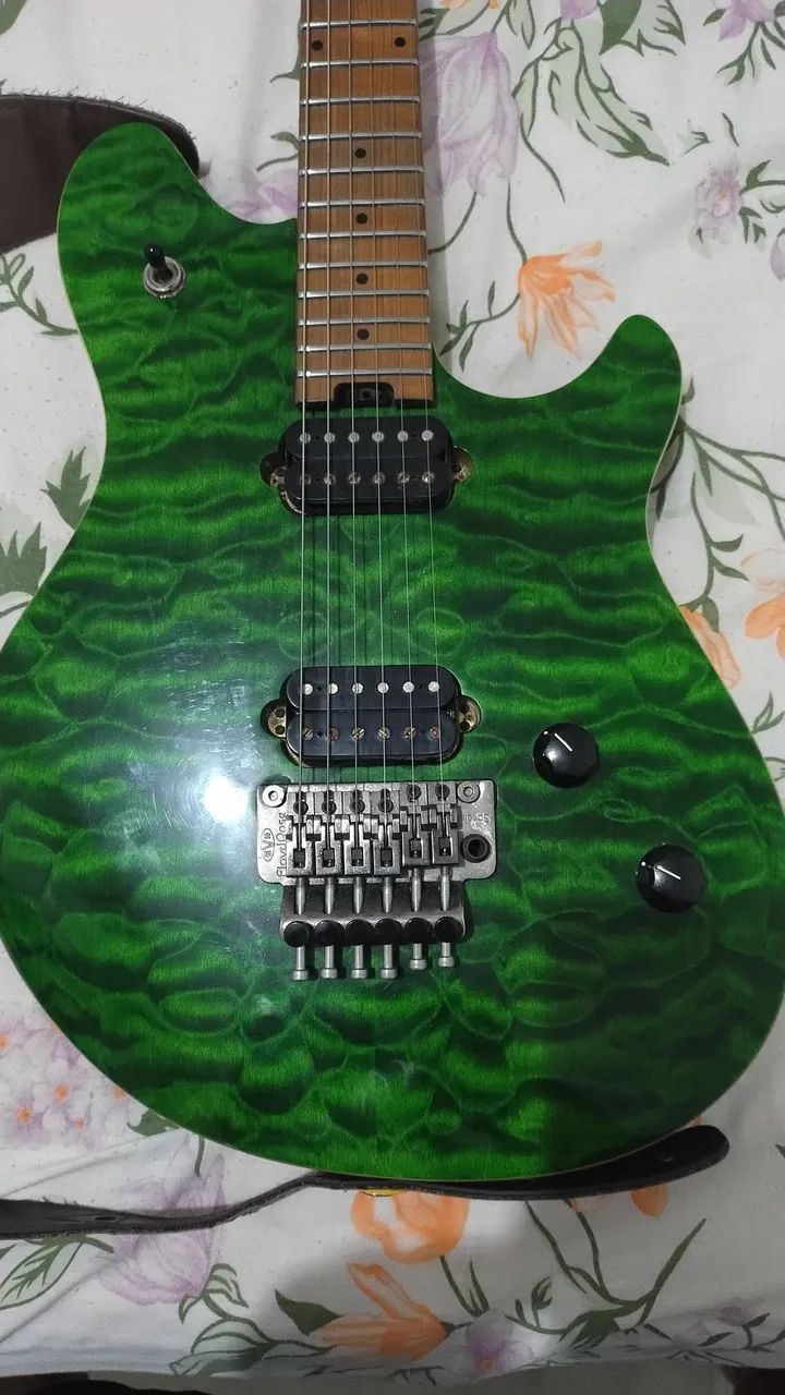 Guitarra EVH Wolfgang Standard