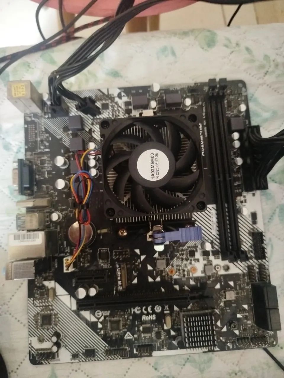 Vendo placa mãe e processador atholon 3000g