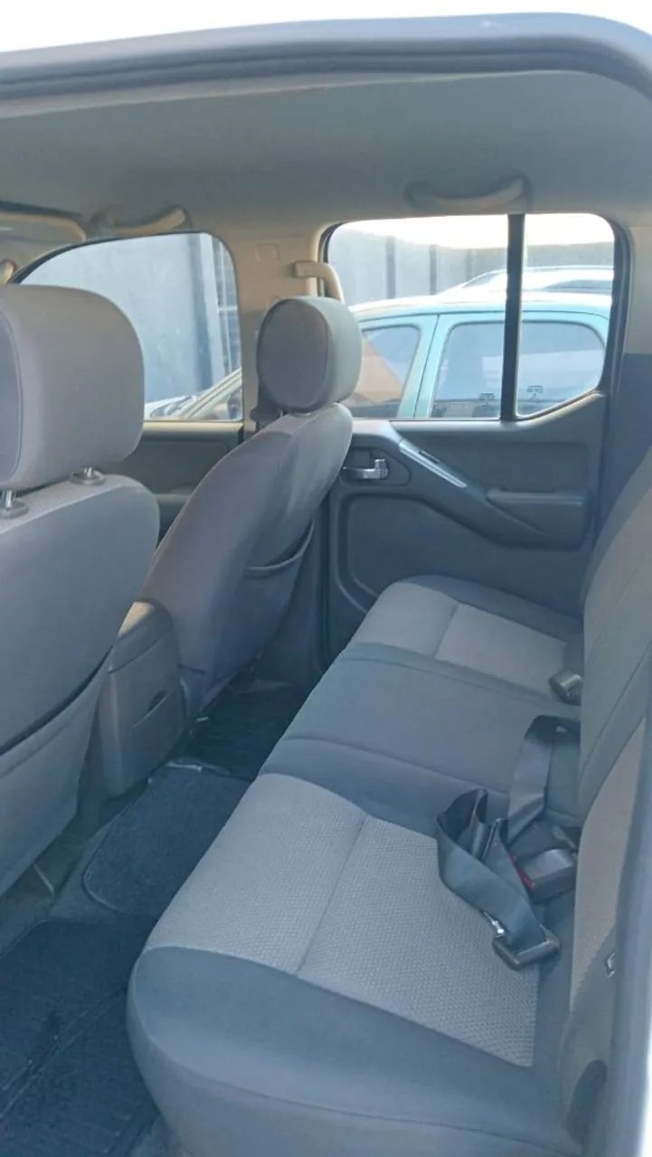 Nissan Frontier Frontier SV ATTACK CD 4x2 2.5 TB Diesel 2014