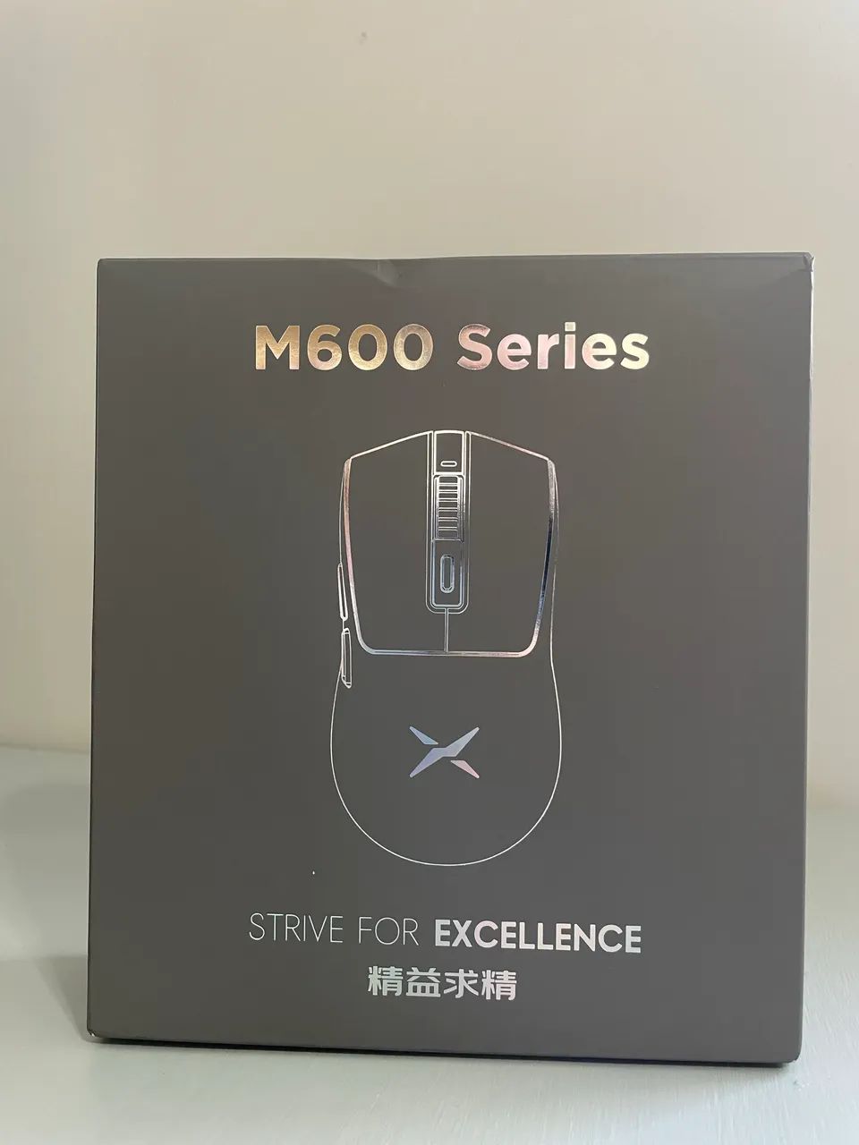 Mouse Deluxe M600 PRO