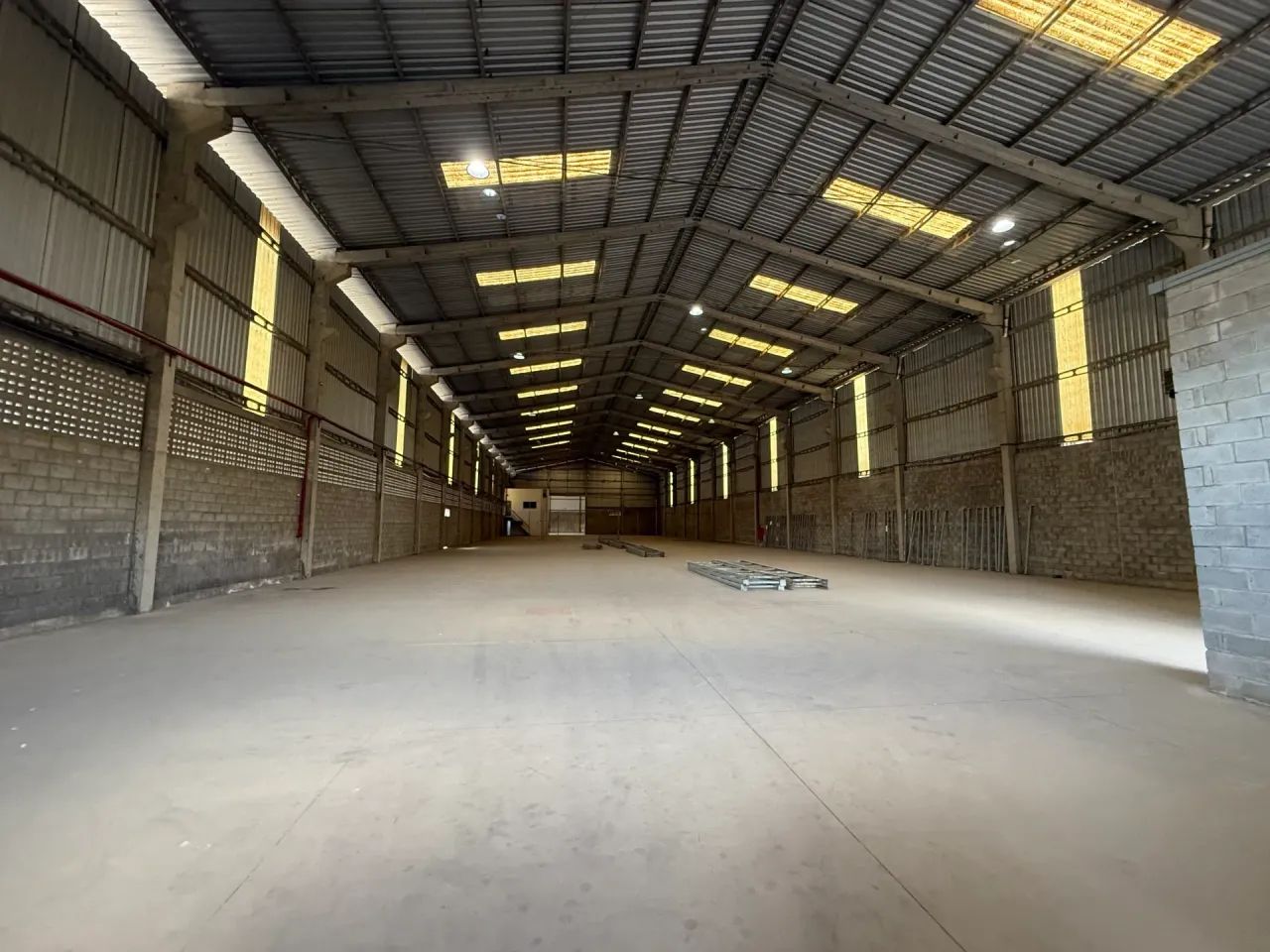 Imóvel para aluguel com 2400 metros quadrados em Civit II - Serra - ES - Foto 4