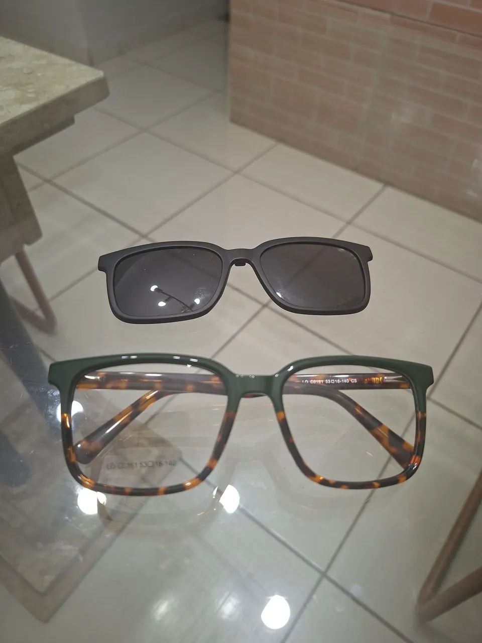 Óculos clipon feminino 
