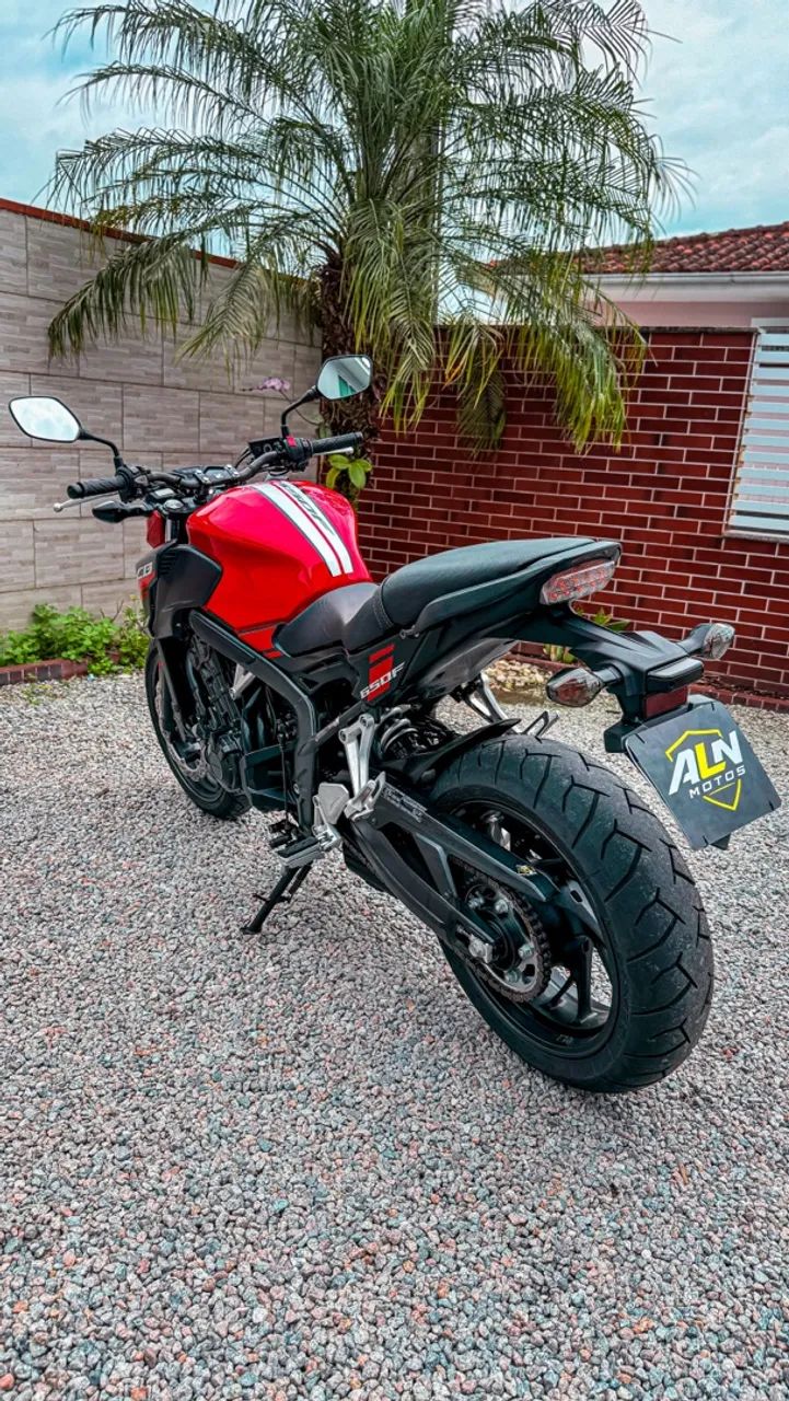 Honda CB 650f 2019 - Foto 5