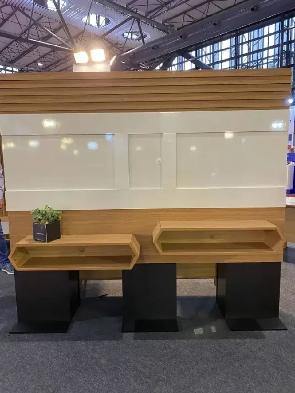 Painel Suspenso Para Tv de Até 65 Polegadas 100% Mdf - Foto 3