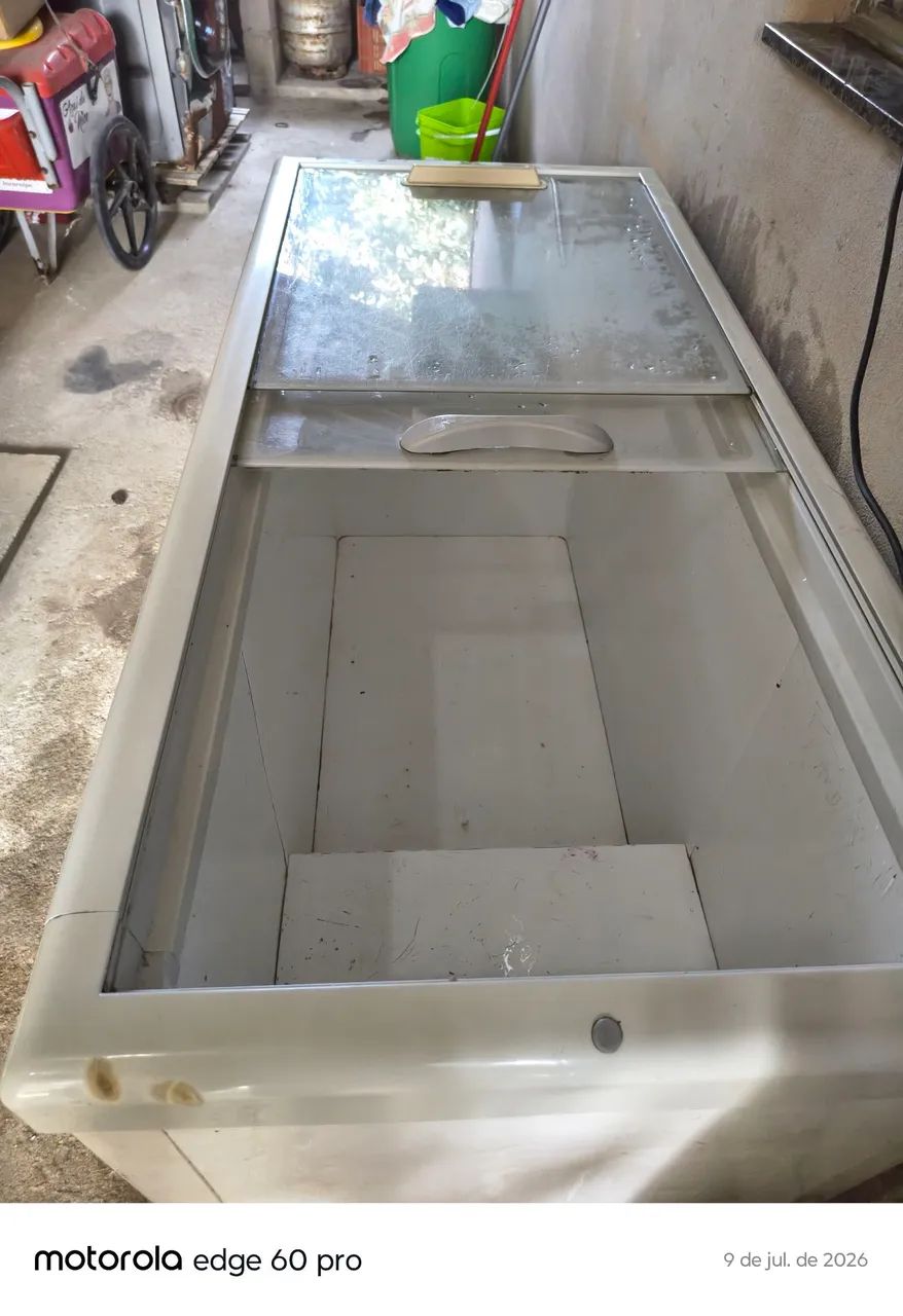 Freezer horizontal tampo de vidro - Foto 5