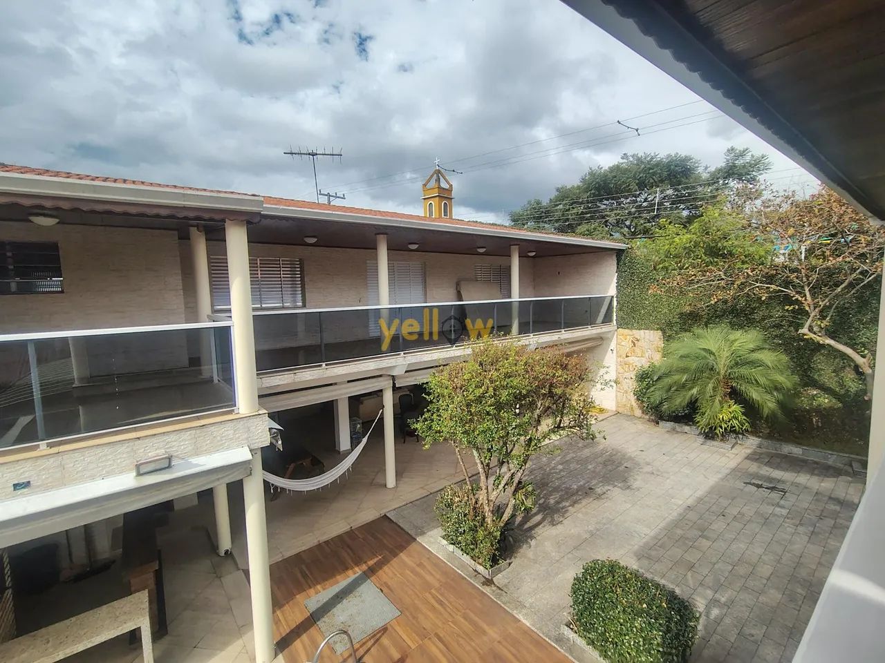 Casa em Nova Arujá: 3 Suítes e 261m² à Venda - Foto 2