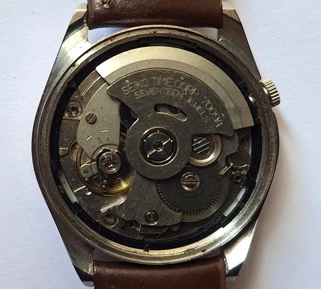 A42= ANTIGO RELOGIO SEIKO 7009 FULL LUME FUNCIONANDO  - Foto 4