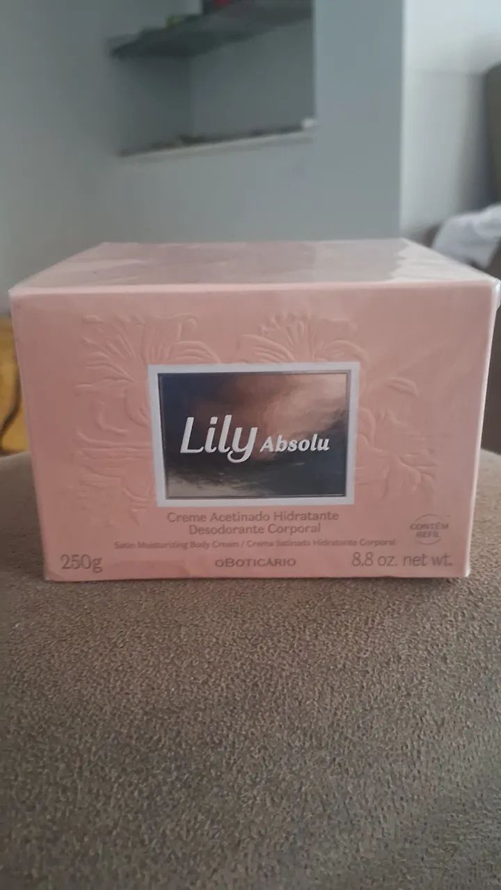 Perfume lily Boticário 