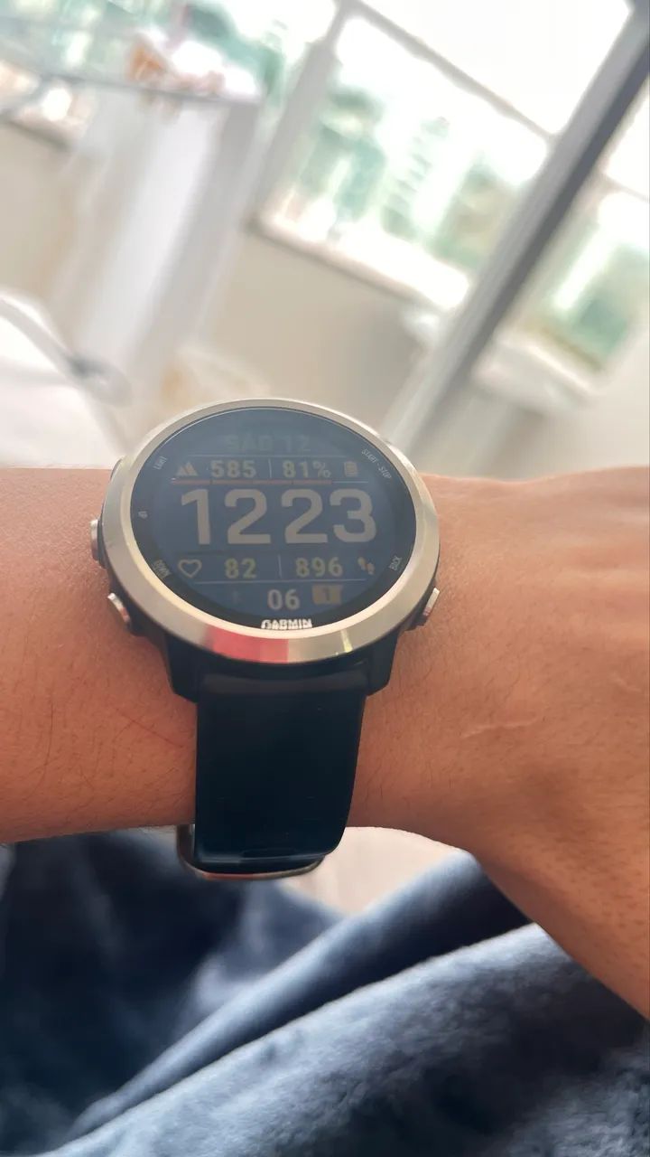 Relógio Garmin 645 triatlo com Apple Pay 
