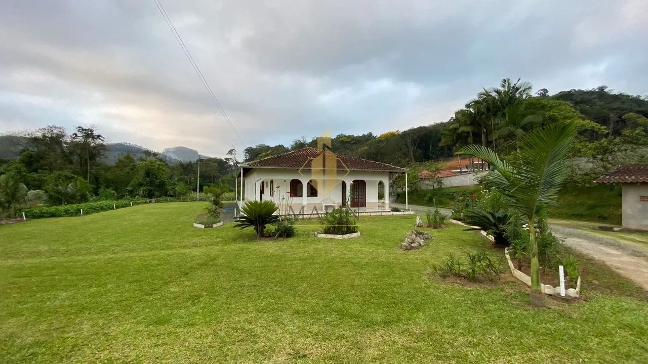 Sitio com ampla casa na cidade de Luiz Alves