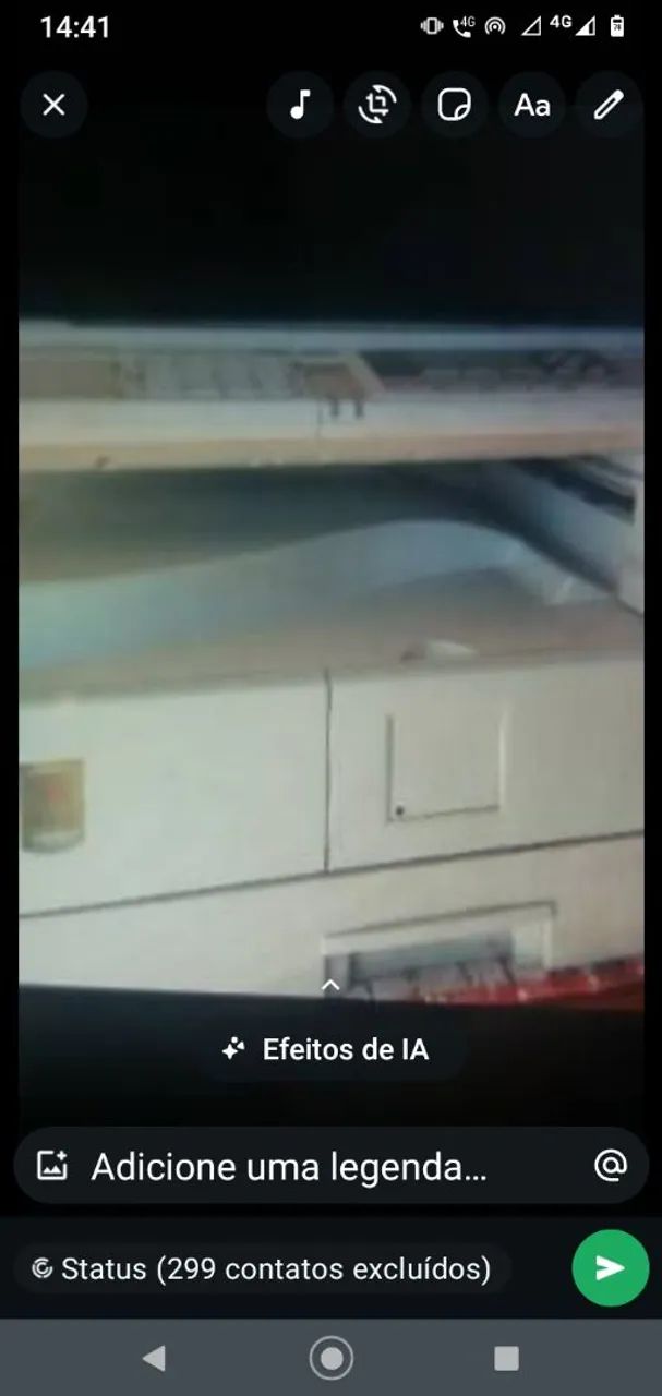 Máquina de xerox grande preto e branco 