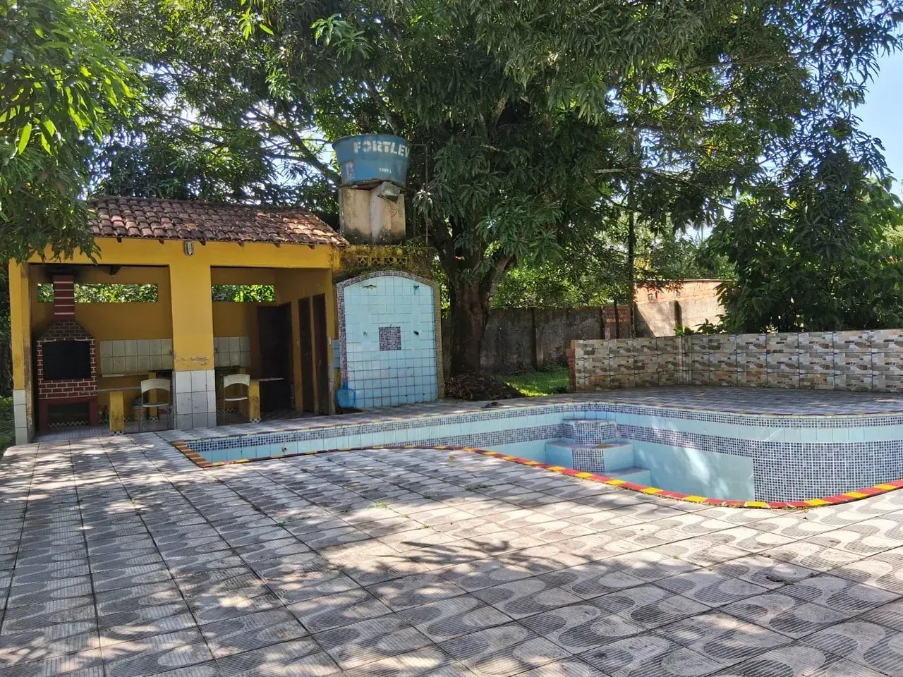 CHÁCARAS À VENDA - OUTEIRO - 2/4 - 3 SUITES - 2400M² - Foto 2