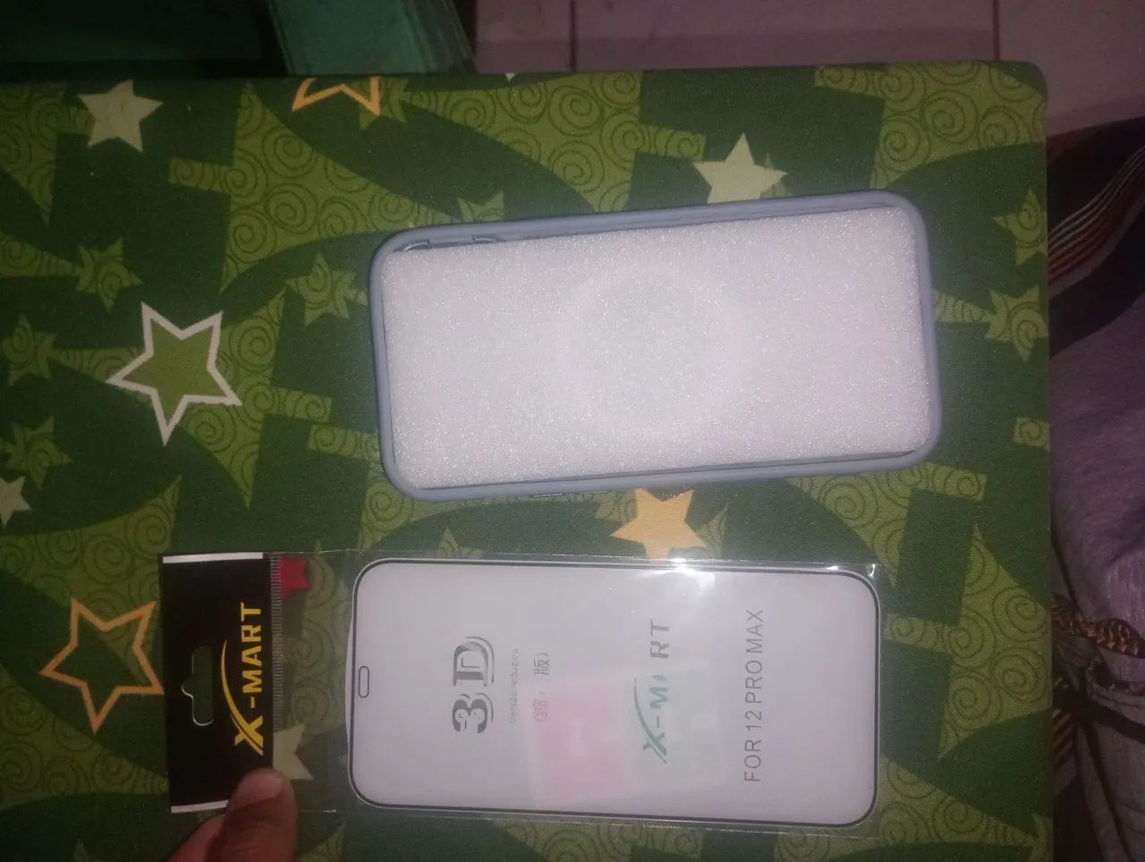 Vendo kit capa + película iPhone 12 pro Max  - Foto 4
