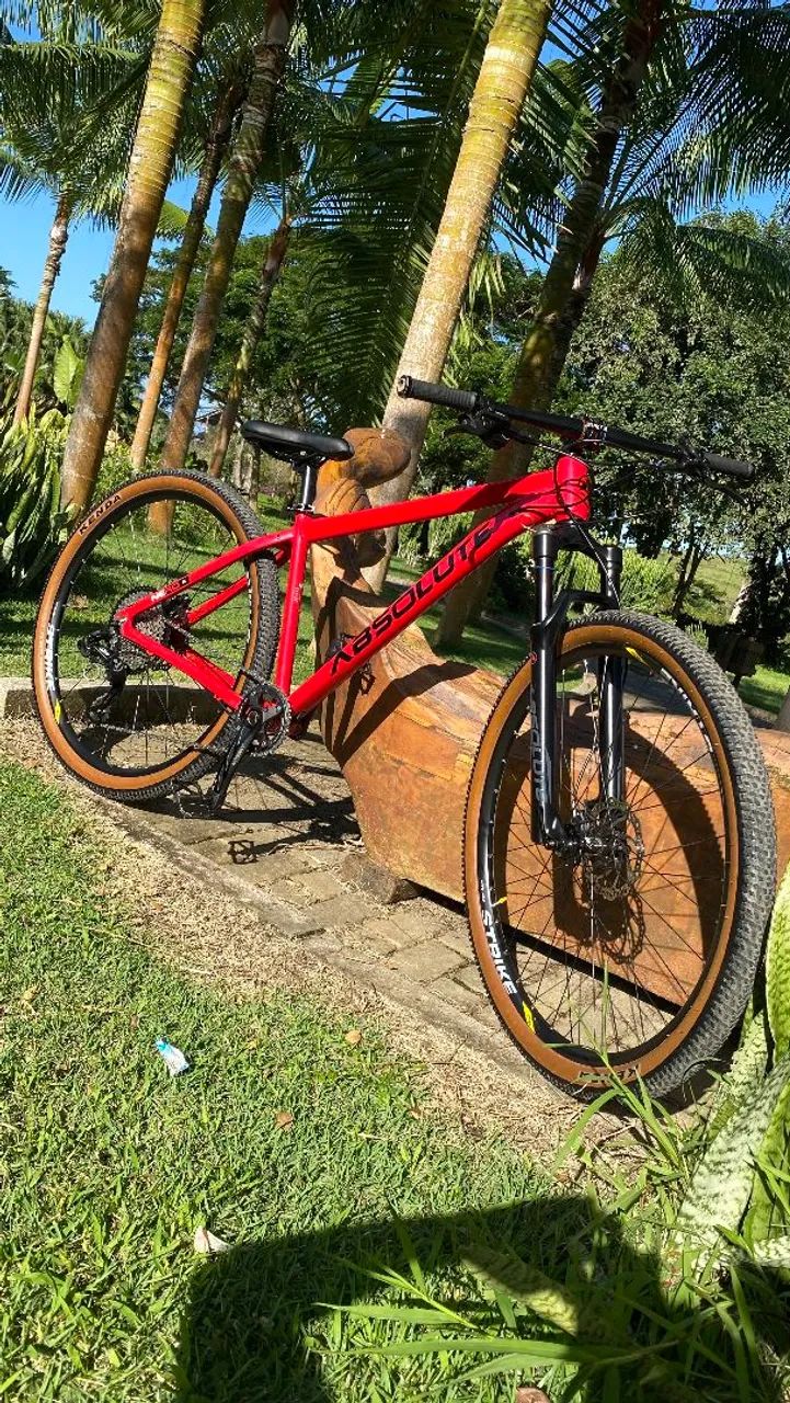 Bicicleta aro 29 Absolut nero5, impecável - Foto 4