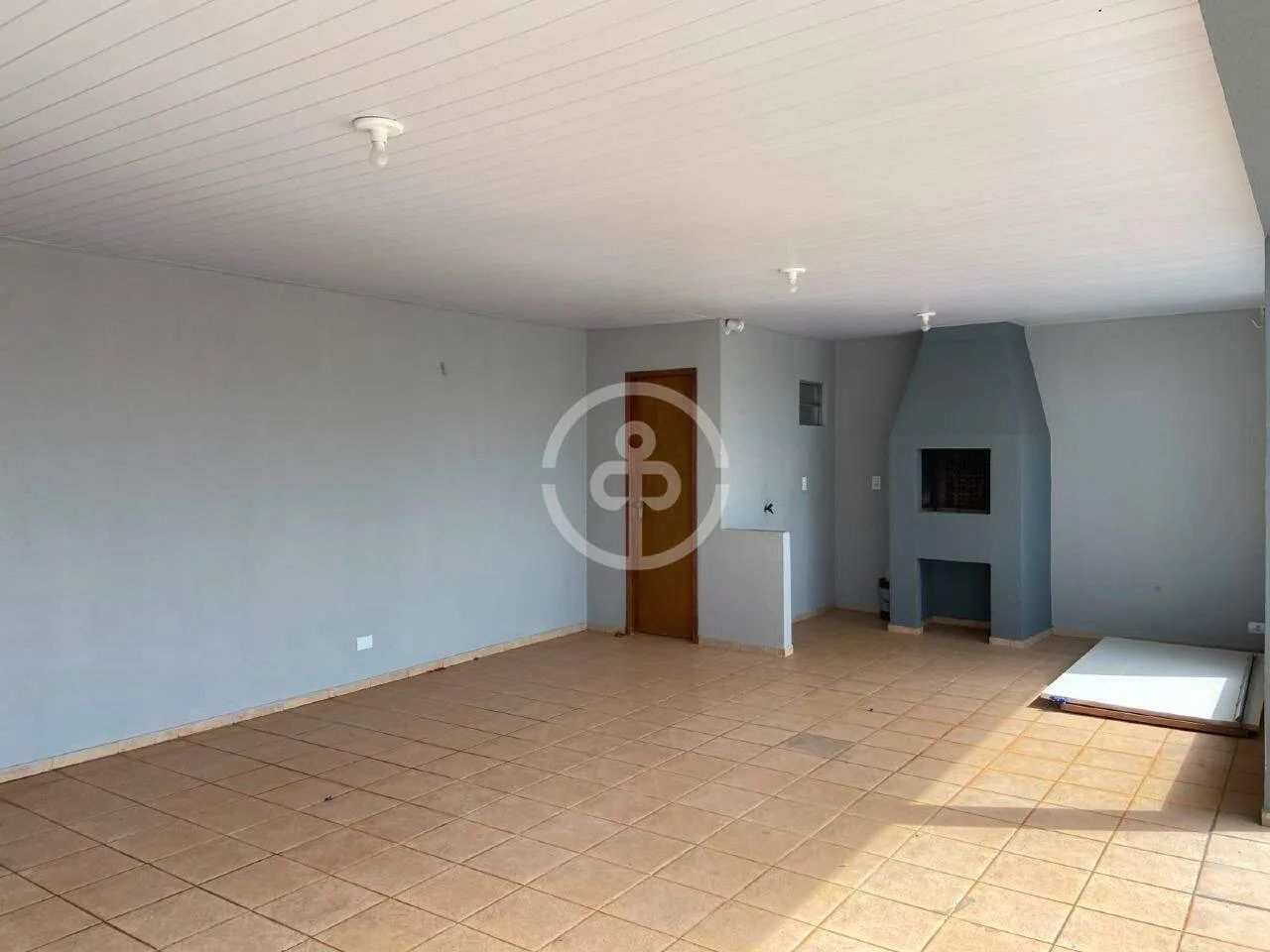APARTAMENTO PARA ALUGAR SOBRE LOJA NO CENTRO - Foto 4
