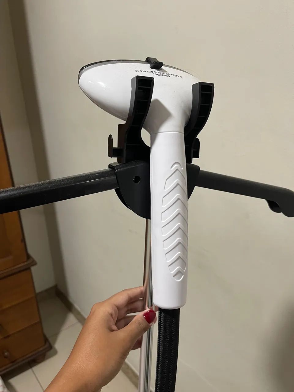 Passadeira vertical a vapor - Eletroportáteis Para Cozinha e