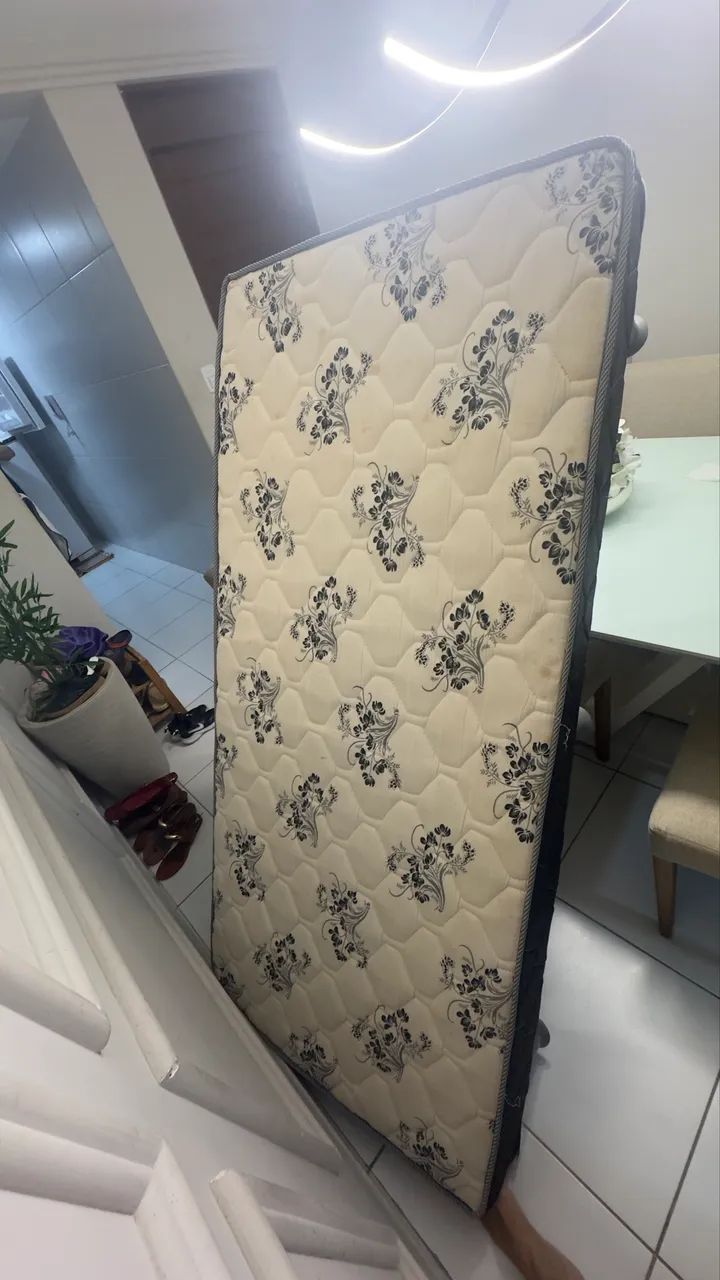Cama solteirão 