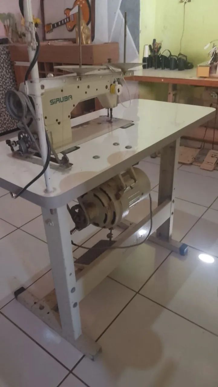 Máquina de costuras - Foto 3