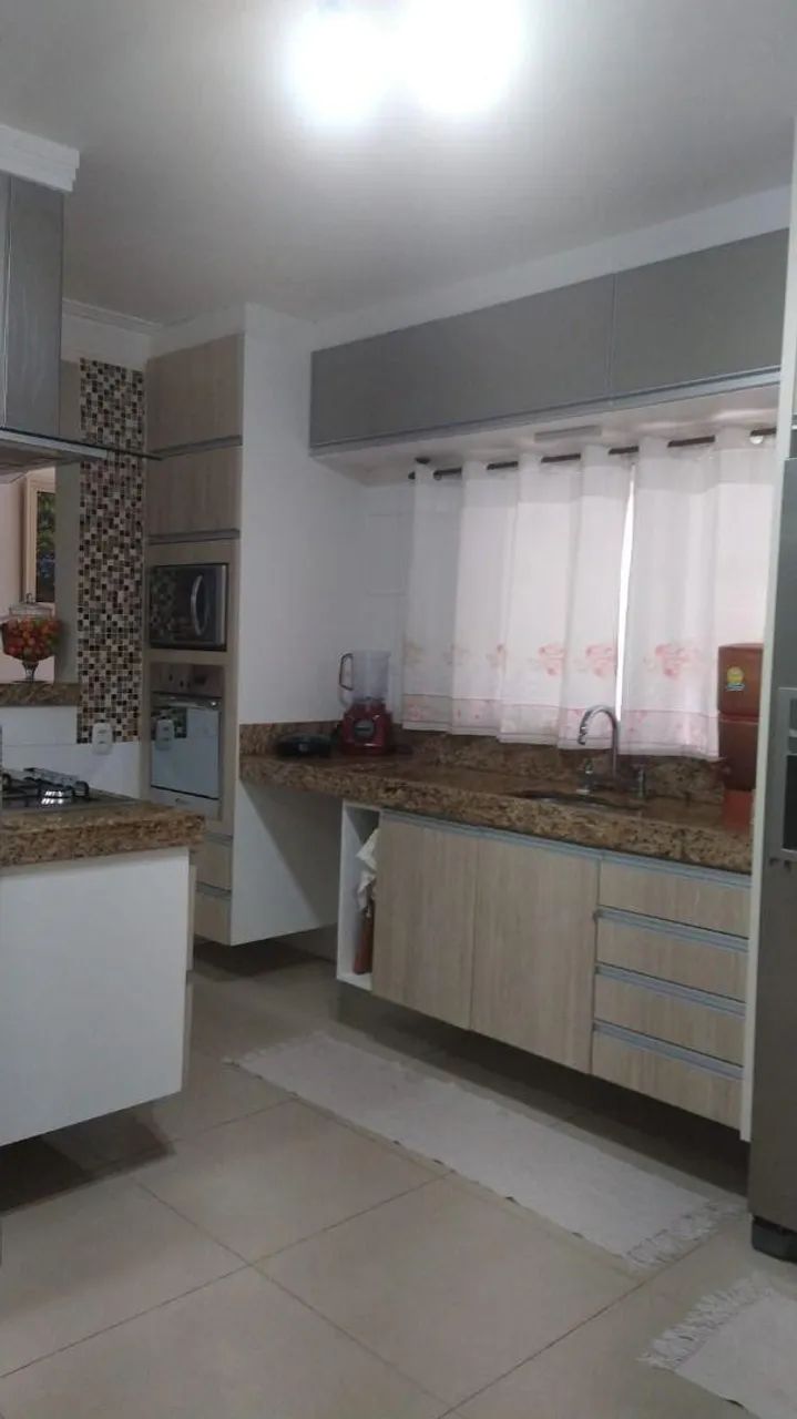 Casa para alugar em Hortolândia, Parque Ortolândia, com 3 quartos, com 280 m² - Foto 3