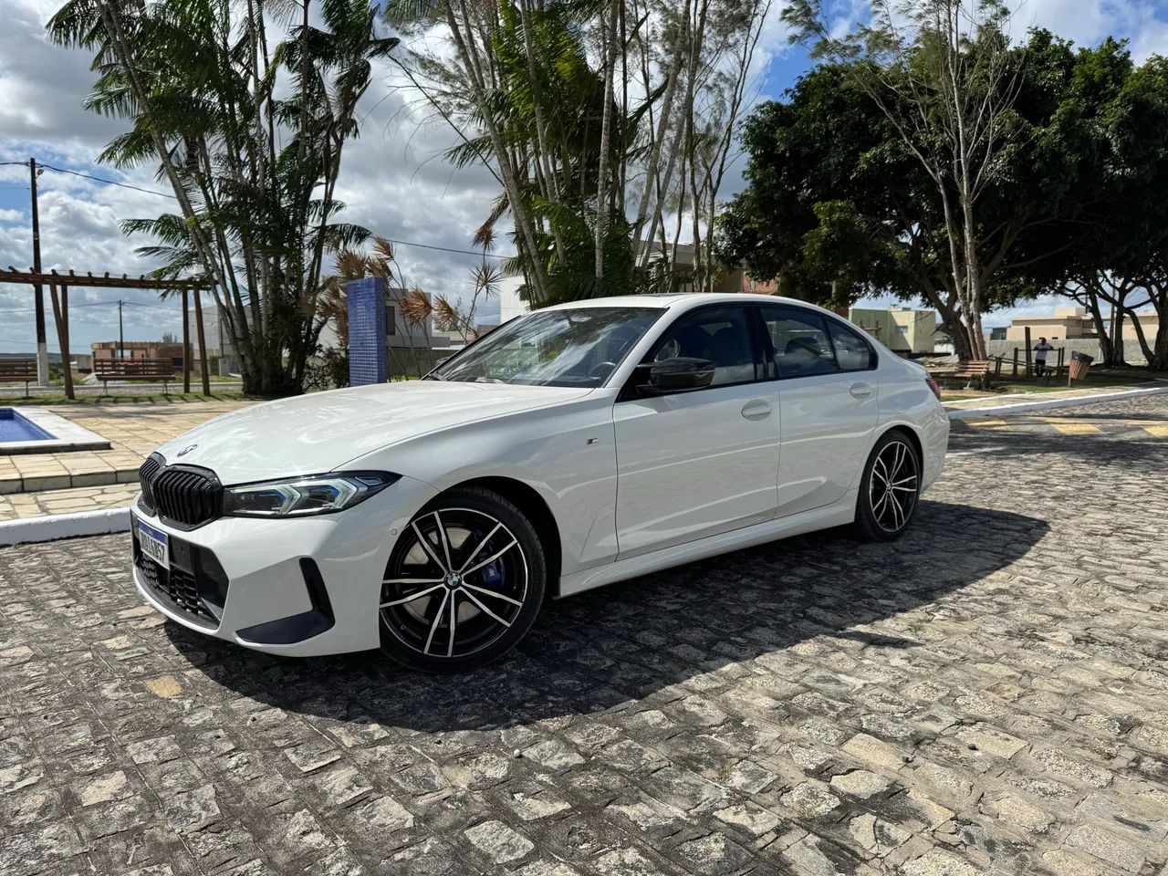 BMW 320I A 2.0 TB M Sport Activeflex 16V 4P 2024