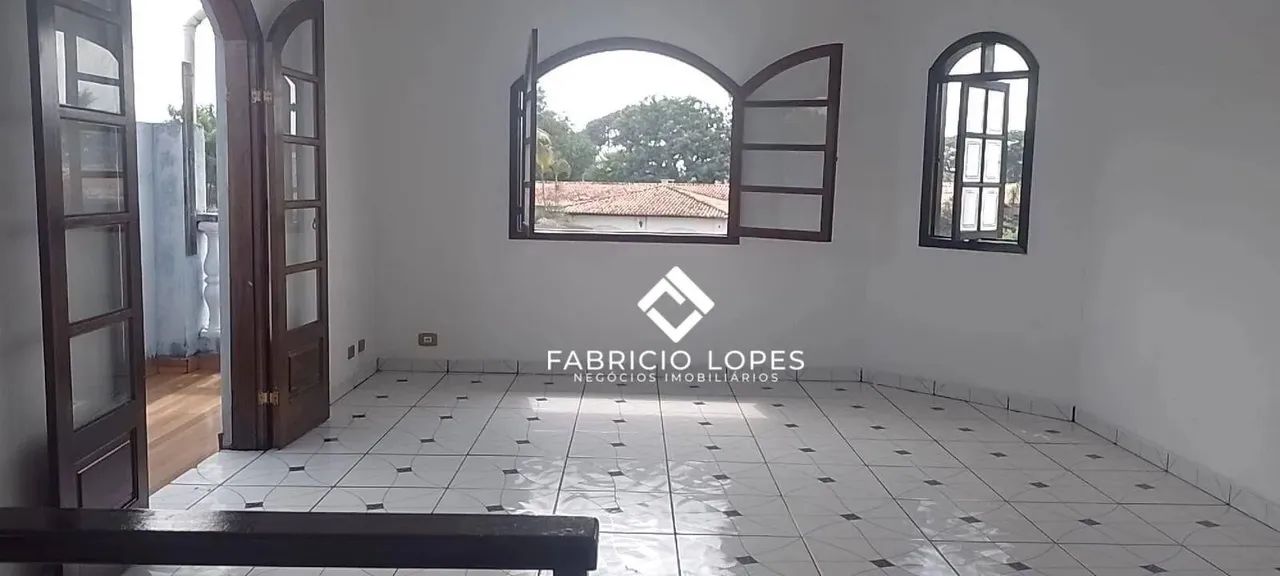 Casa com Ponto Comercial