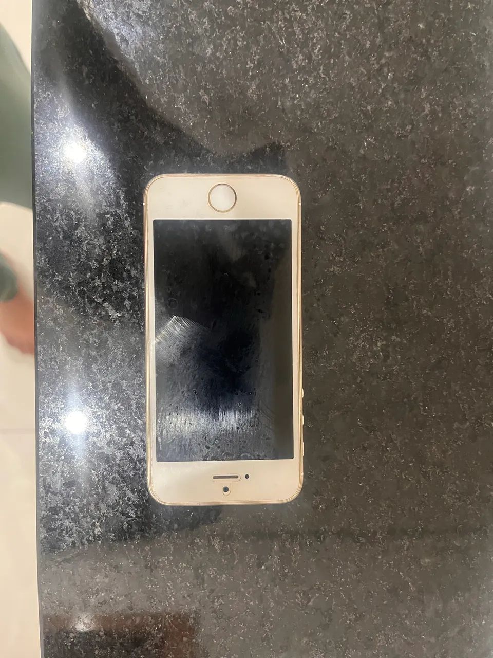 iPhone 5s gold em perfeito estado 