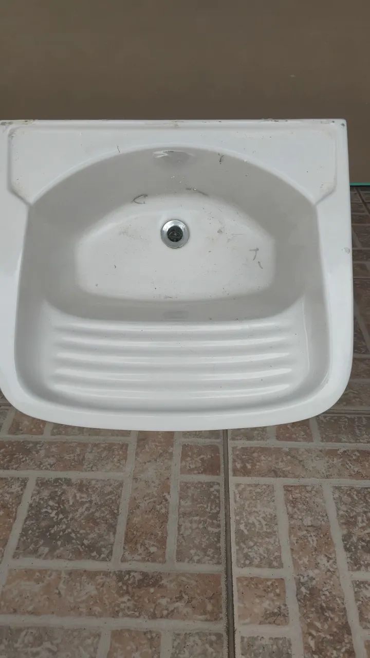Tanque de louça 